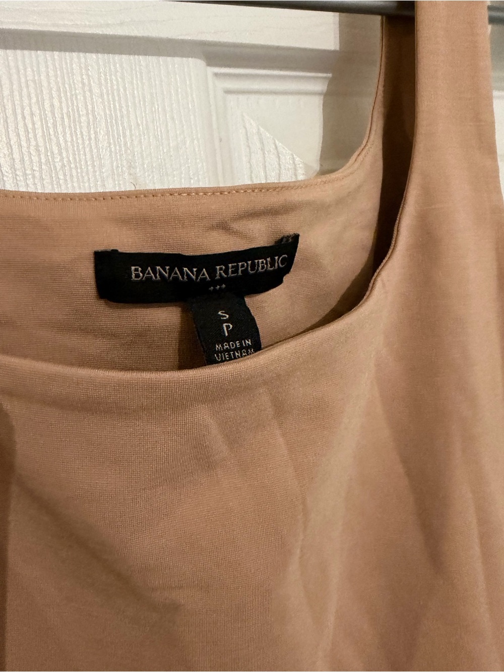 Banana Republic Camel Brown Scoop Neck Bodysuit - Picture 3 of 4